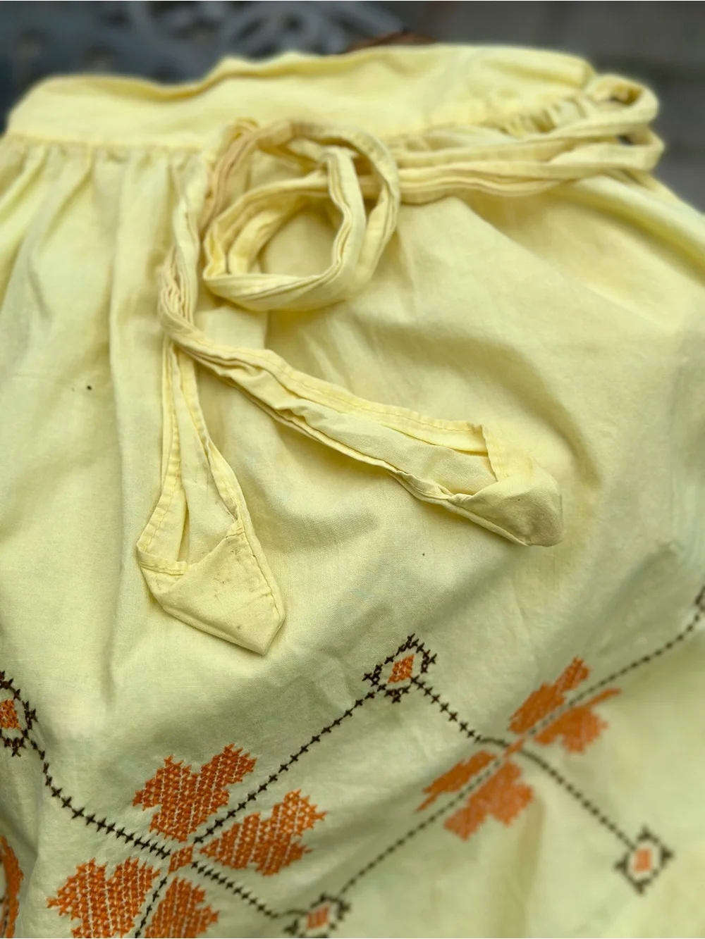 Retro Yellow Cotton Apron Cross Stitch Embroidery Pocket Cottagecore